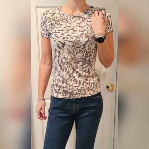 Calvin Klein Shirt in Size M. Brown & Cream.